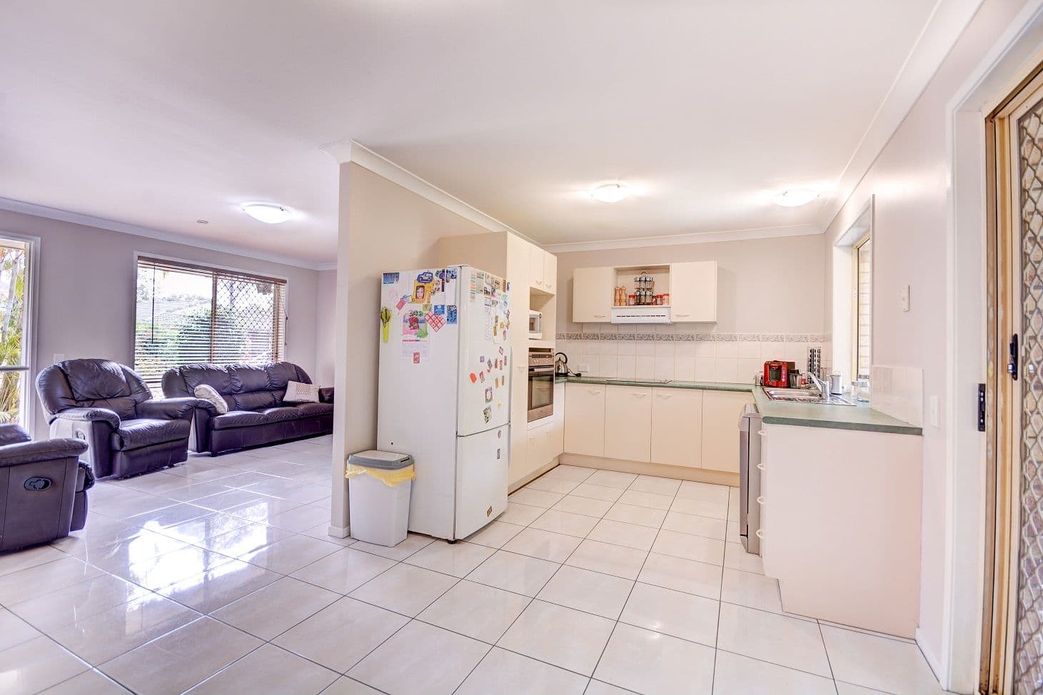 8 Folkestone Court, WELLINGTON POINT QLD 4160, Wellington Point - Thumbnail 4