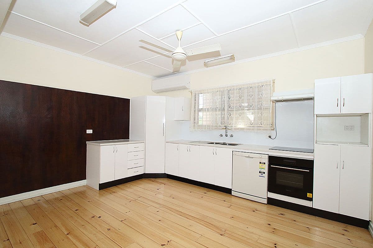 31 Dorothy Street, Silkstone QLD 4304, Silkstone - Thumbnail 6
