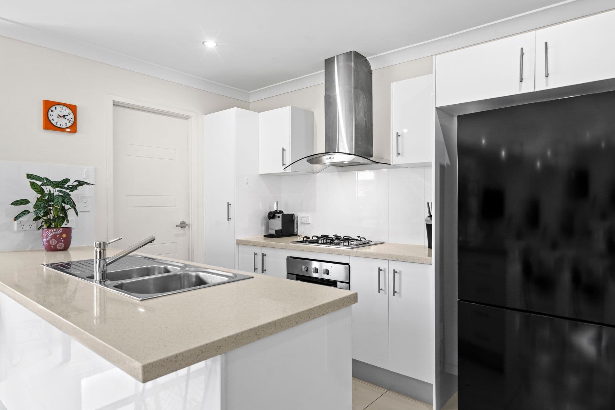 16 Carpenter Street, Yarrabilba QLD 4207, Yarrabilba - Thumbnail 4