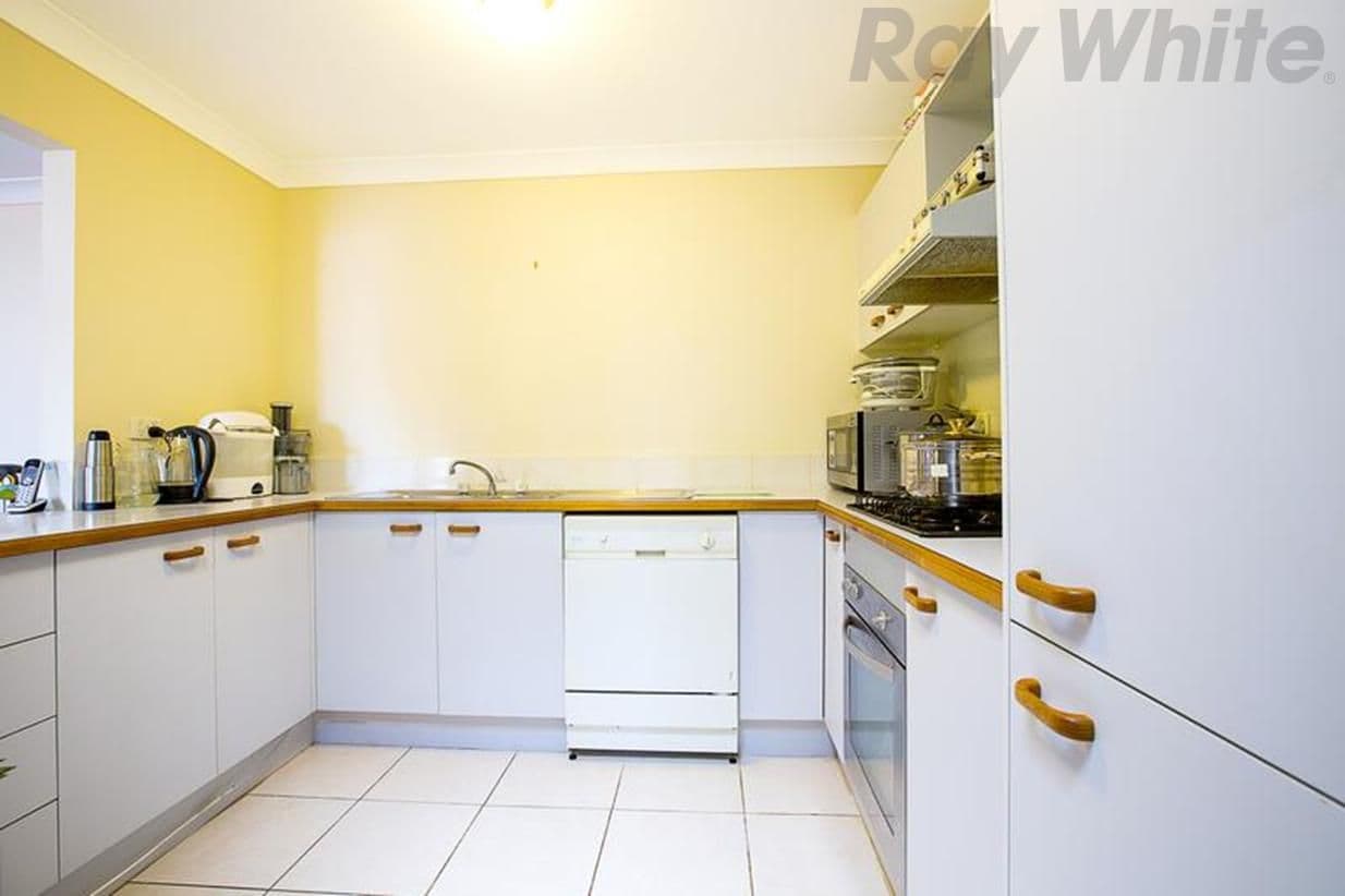 17 Heron Place, HINCHINBROOK NSW 2168, Hinchinbrook - Thumbnail 4
