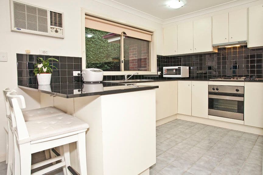 518 Highbury Road, GLEN WAVERLEY VIC 3150, Glen Waverley - Thumbnail 2