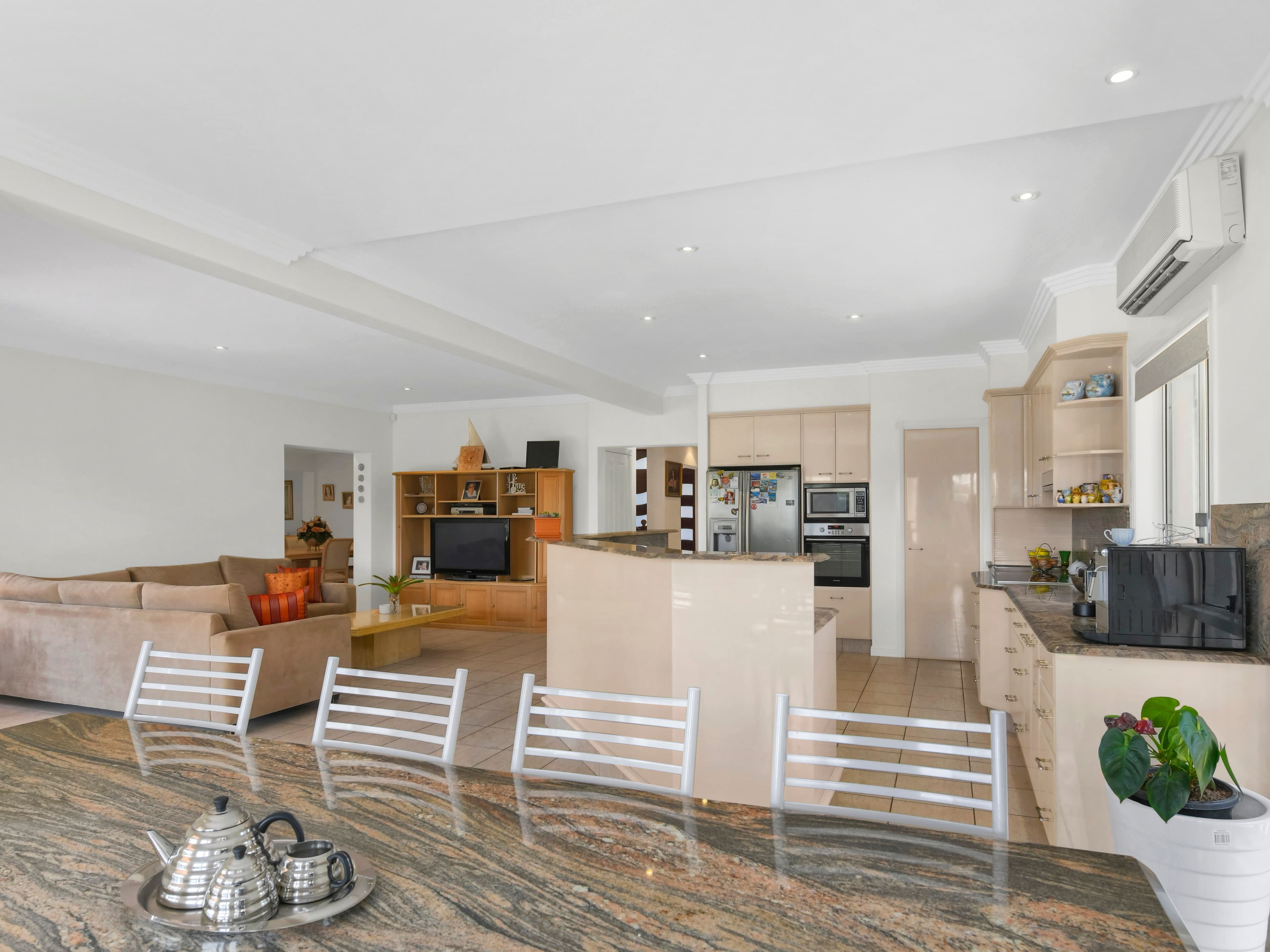 174 Bangalow Street, Bridgeman Downs QLD 4035, Bridgeman Downs - Thumbnail 6