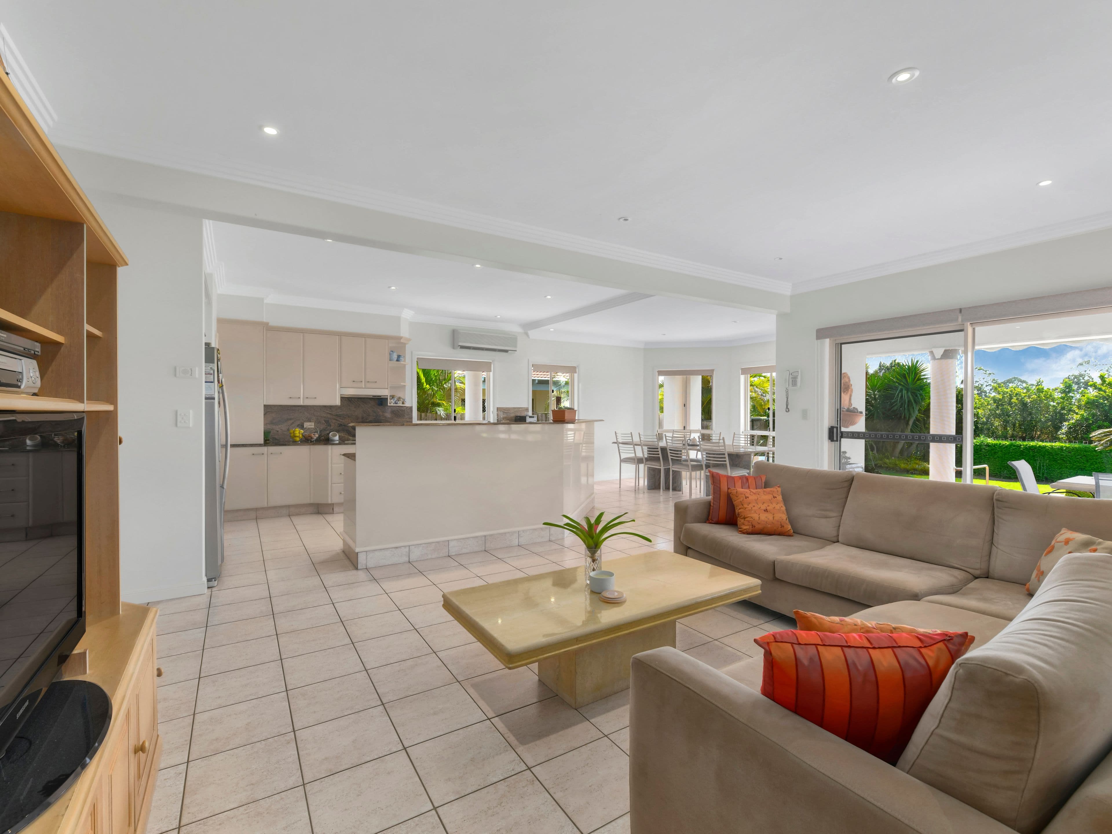 174 Bangalow Street, Bridgeman Downs QLD 4035, Bridgeman Downs - Thumbnail 7
