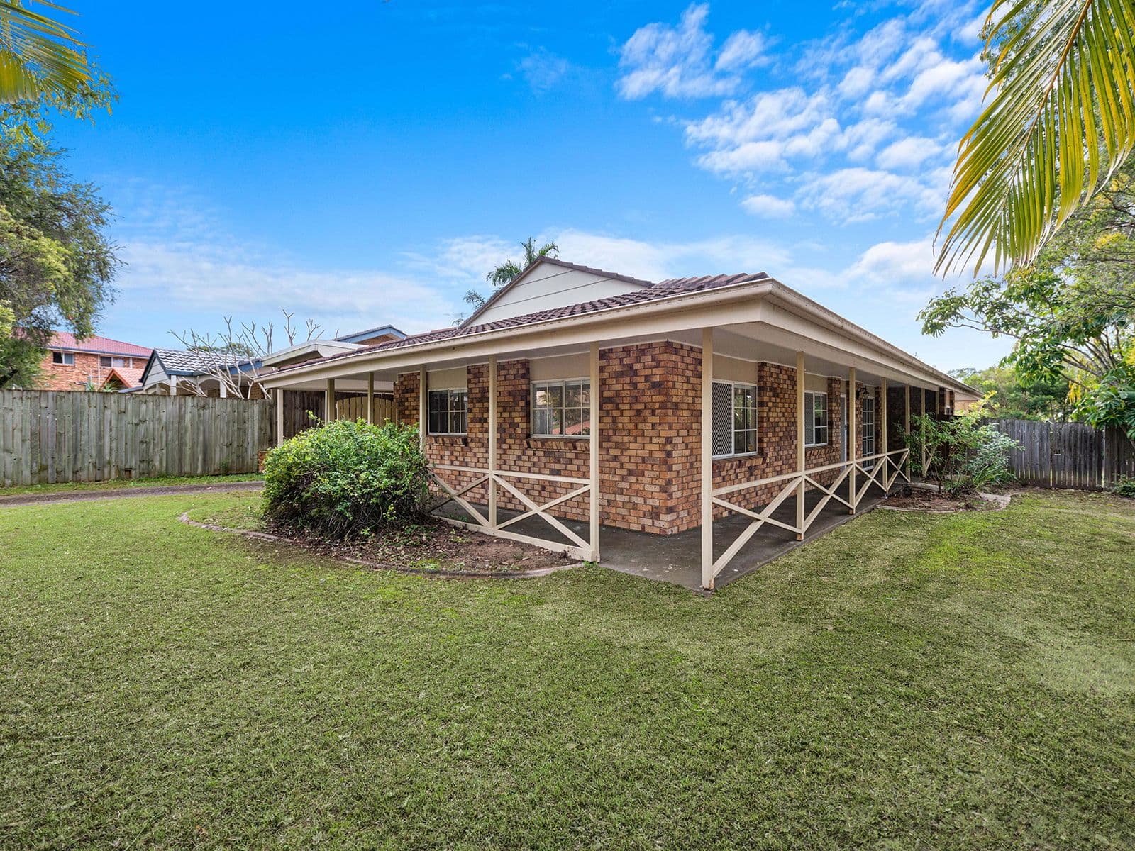 25 Arosa Street, Jamboree Heights QLD 4074, Jamboree Heights - Thumbnail 2