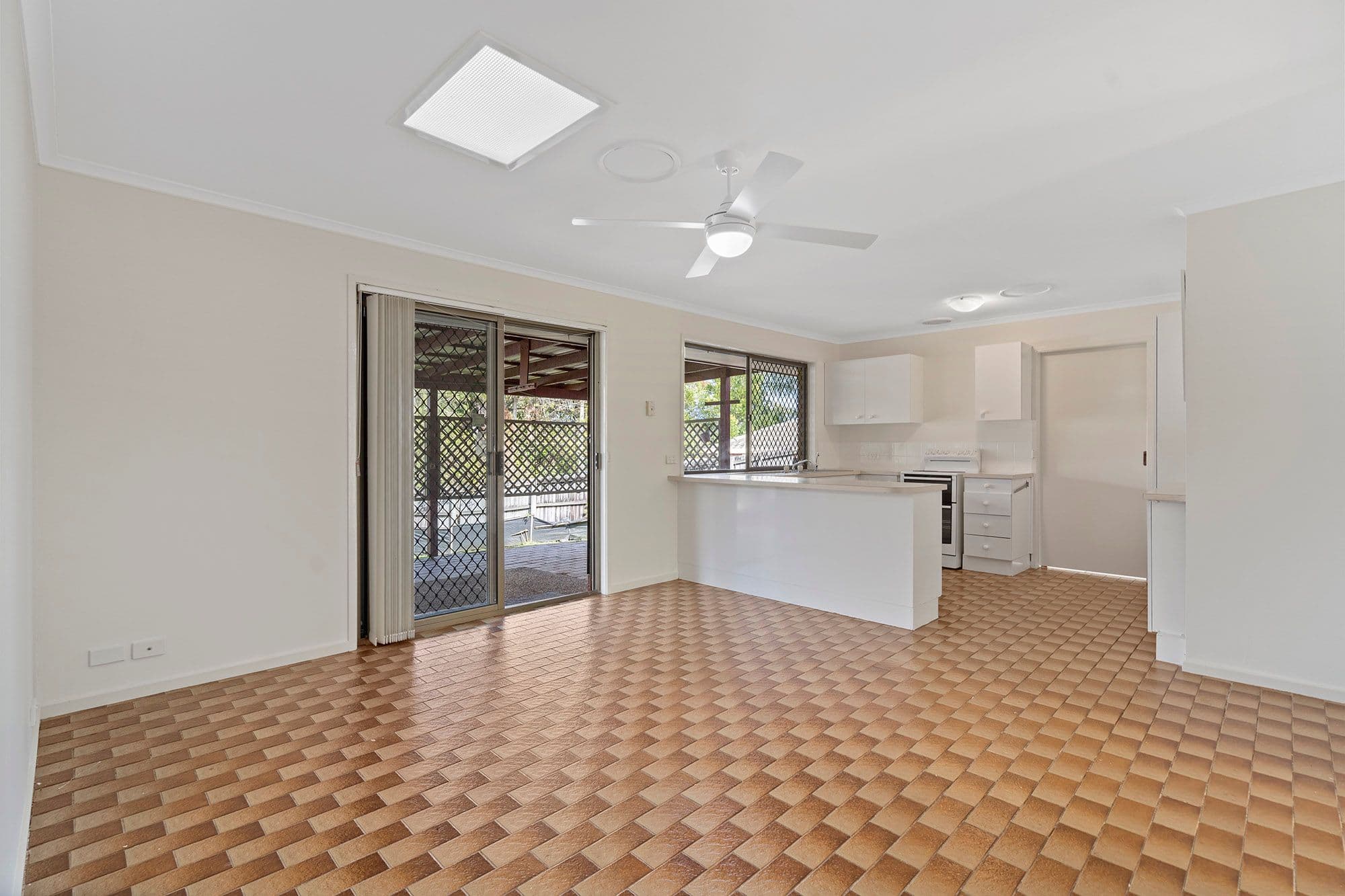 102 The Domain, Nerang QLD 4211, Nerang - Thumbnail 4