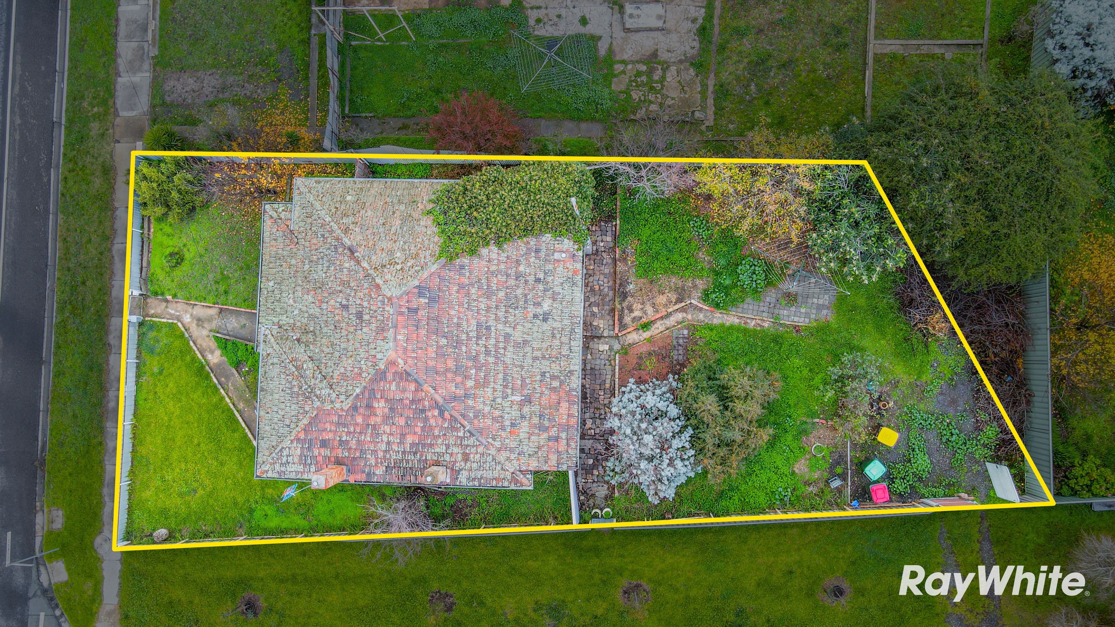 17 Holdsworth Road, Long Gully VIC 3550, Long Gully - Thumbnail 3