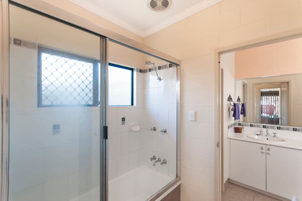 187 Timberlea Drive, Bentley Park QLD 4869, Bentley Park - Thumbnail 6