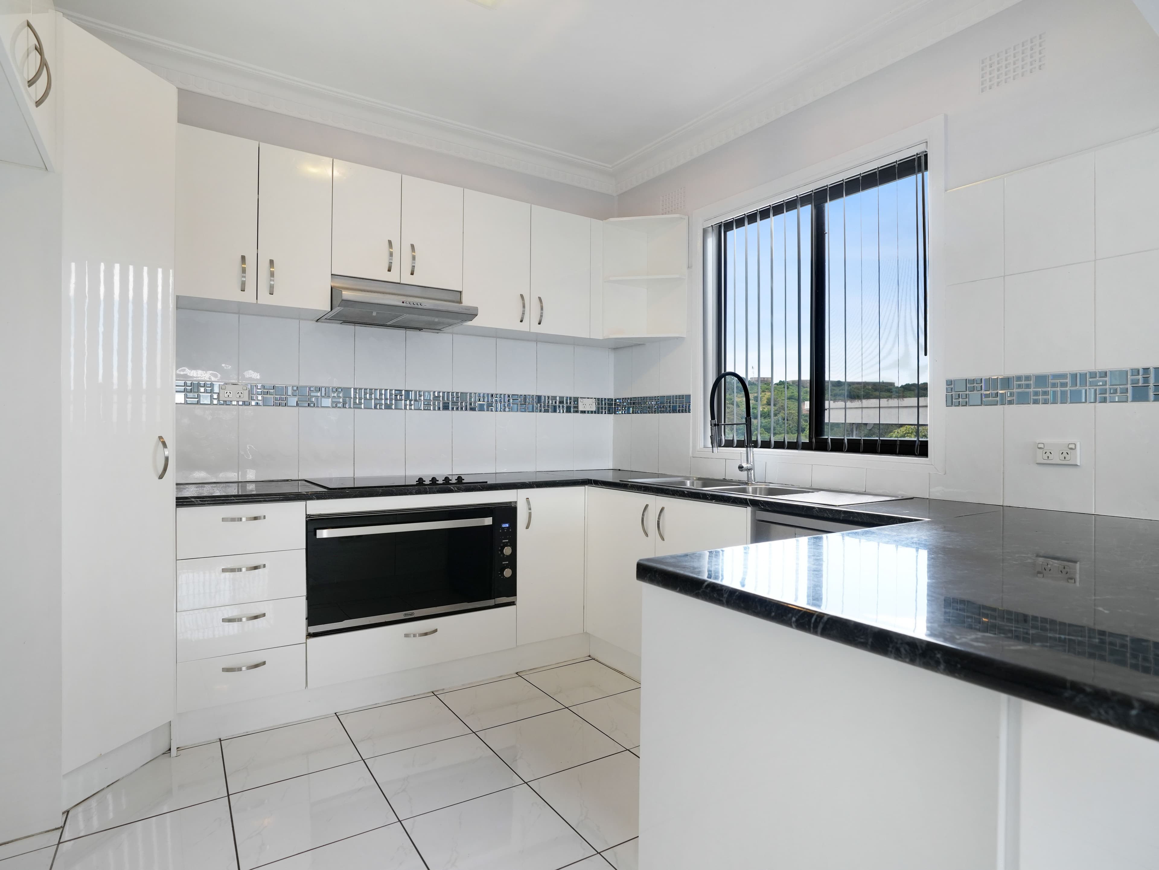 1 Dorman Street, Cringila NSW 2502, Cringila - Thumbnail 2