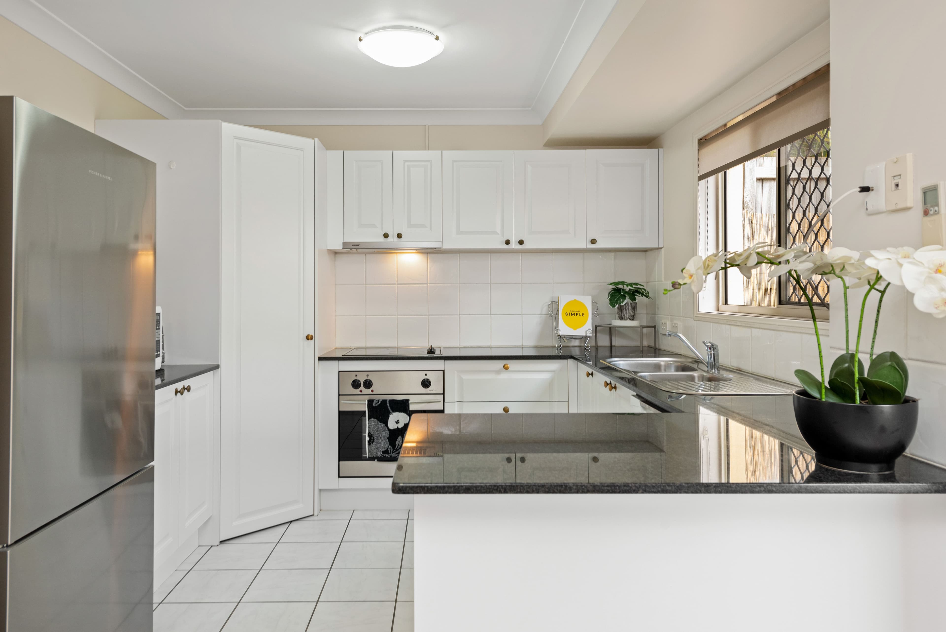 160 Birdwood Road, Carina Heights QLD 4152, Carina Heights - Thumbnail 2