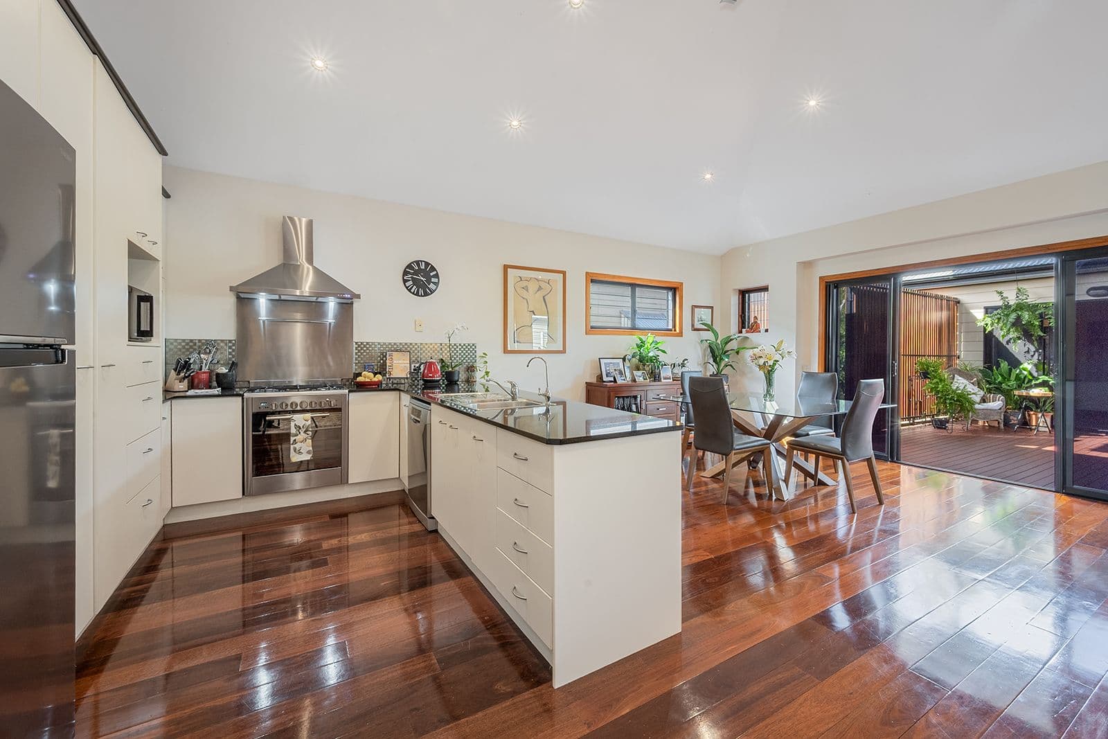 141 Strong Avenue, Graceville QLD 4075, Graceville - Thumbnail 2
