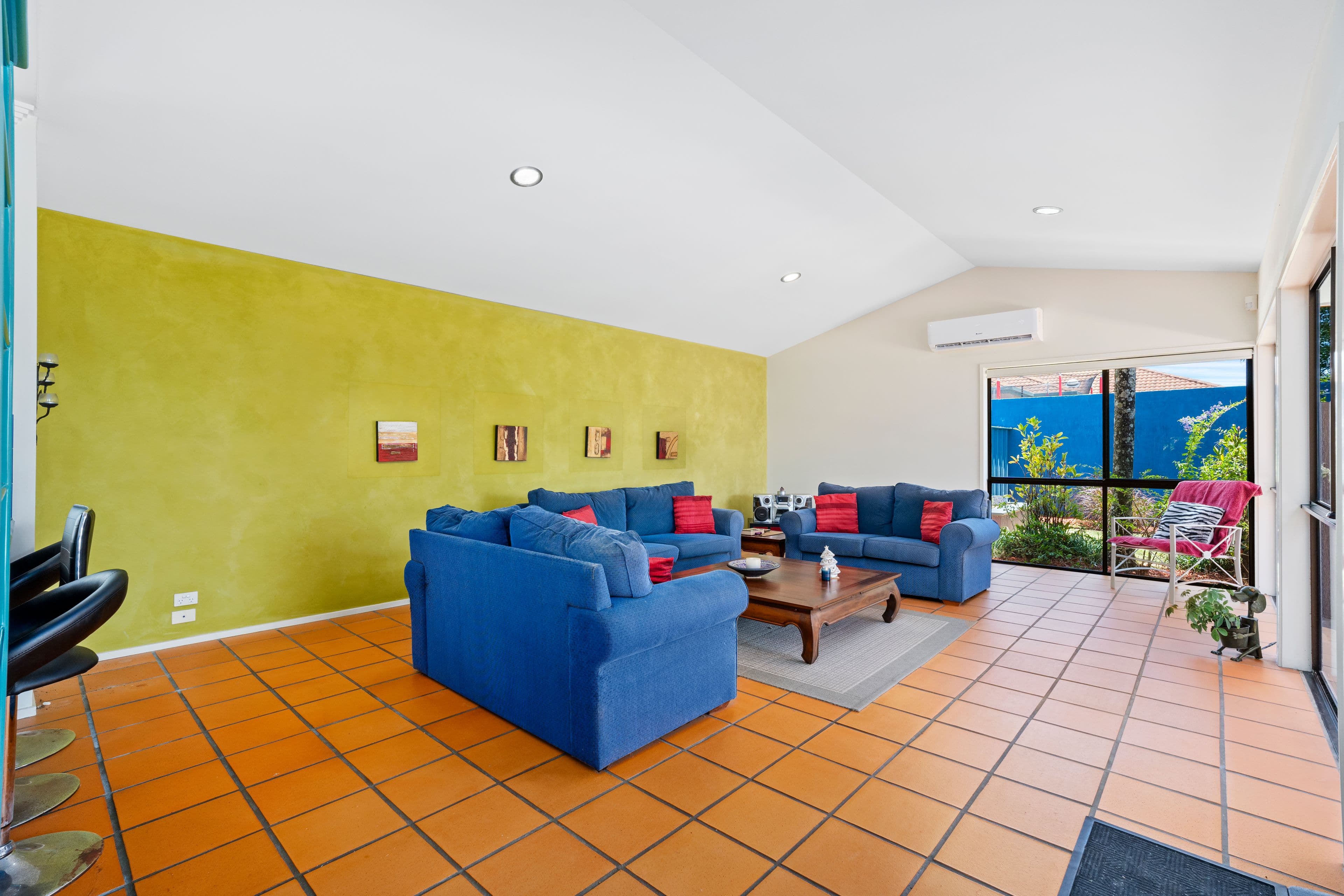 18 Pearson Close, Arundel QLD 4214, Arundel - Thumbnail 3