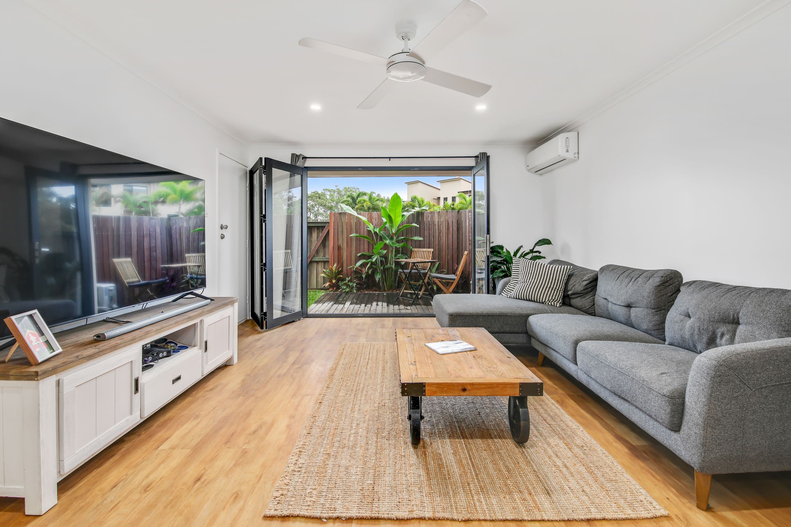 89 Campaspe Esplanade, Echuca VIC 3564, Echuca - Image 1