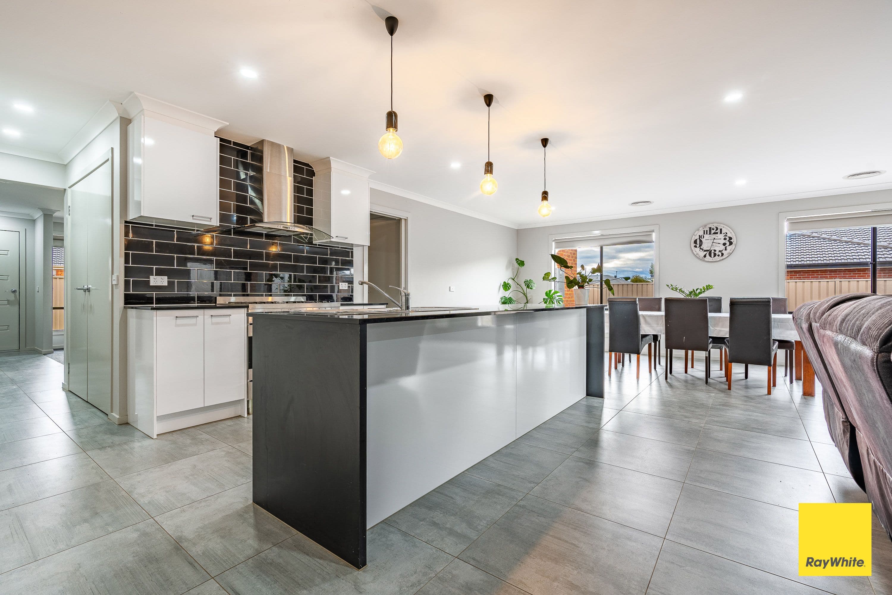 10 Limousin Court, Ascot VIC 3551, Ascot - Thumbnail 5