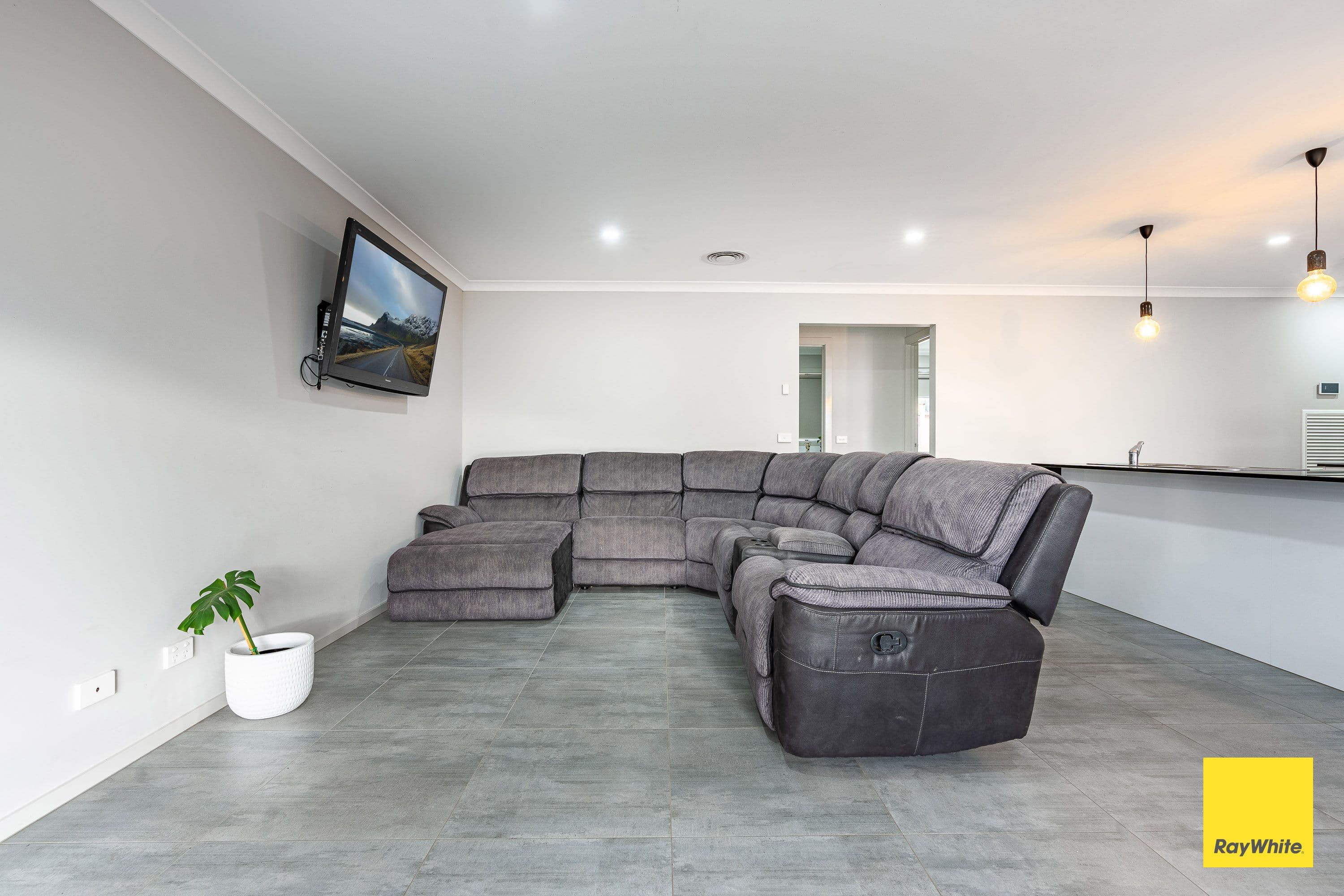 10 Limousin Court, Ascot VIC 3551, Ascot - Thumbnail 6