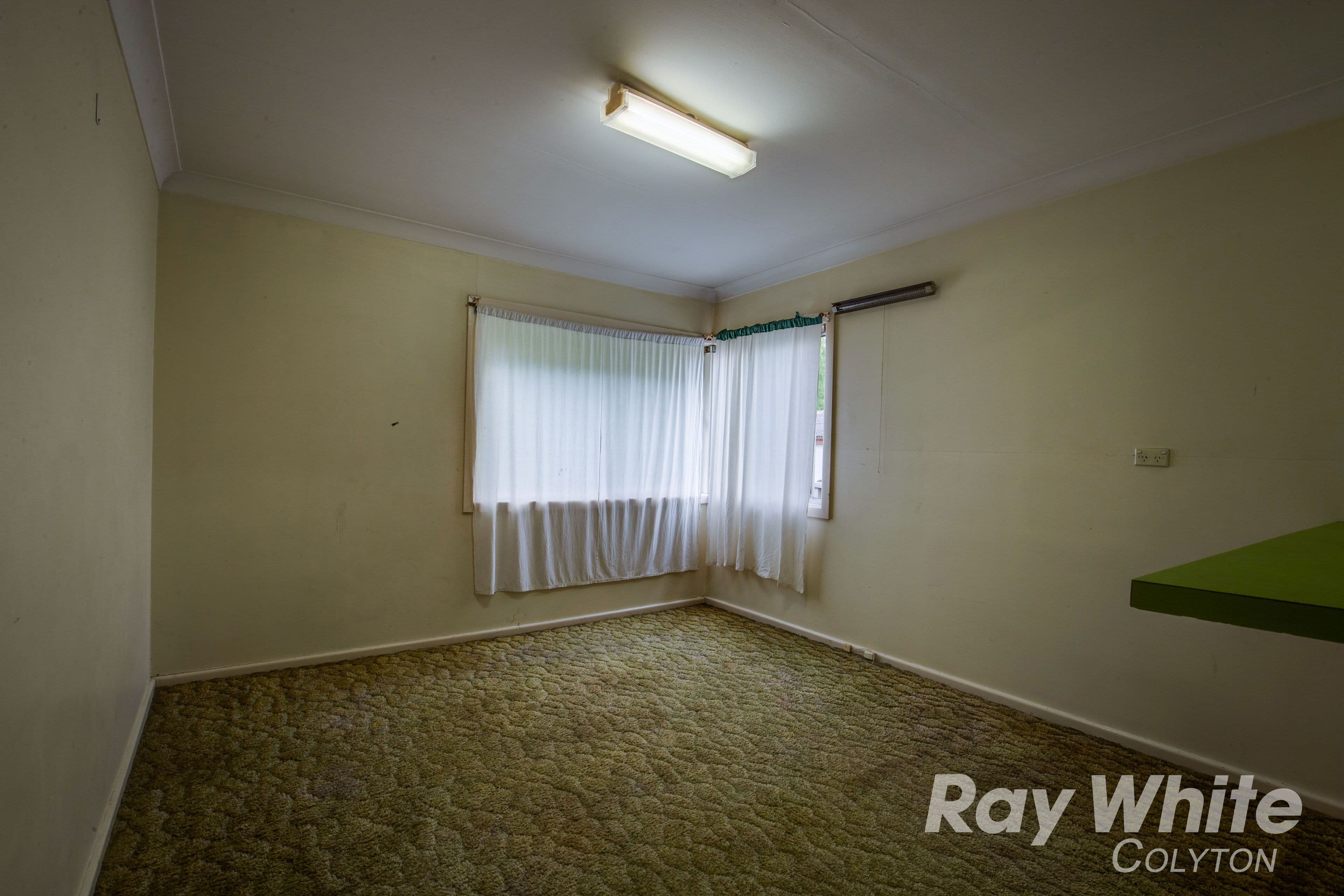 13 Leonard Street, Colyton - Thumbnail 5