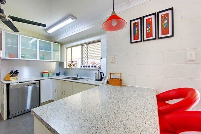 31 Yolanda Drive, ANNANDALE QLD 4814, Annandale - Thumbnail 2
