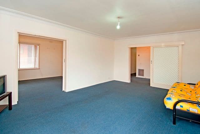 44 Purinuan Road, RESERVOIR VIC 3073, Reservoir - Thumbnail 4