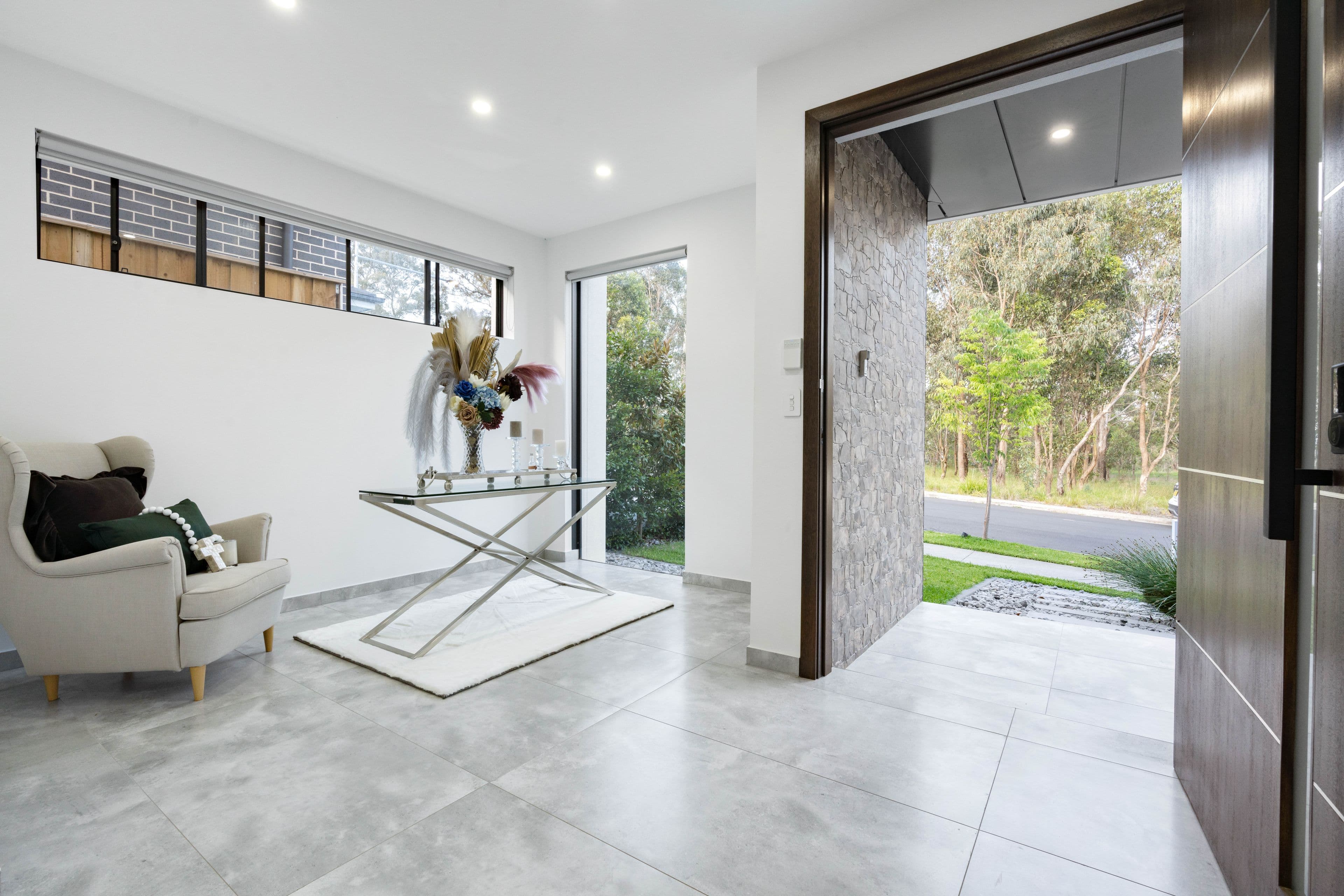 31 Seville Circuit, GLEDSWOOD HILLS NSW 2557, Gledswood Hills - Thumbnail 2