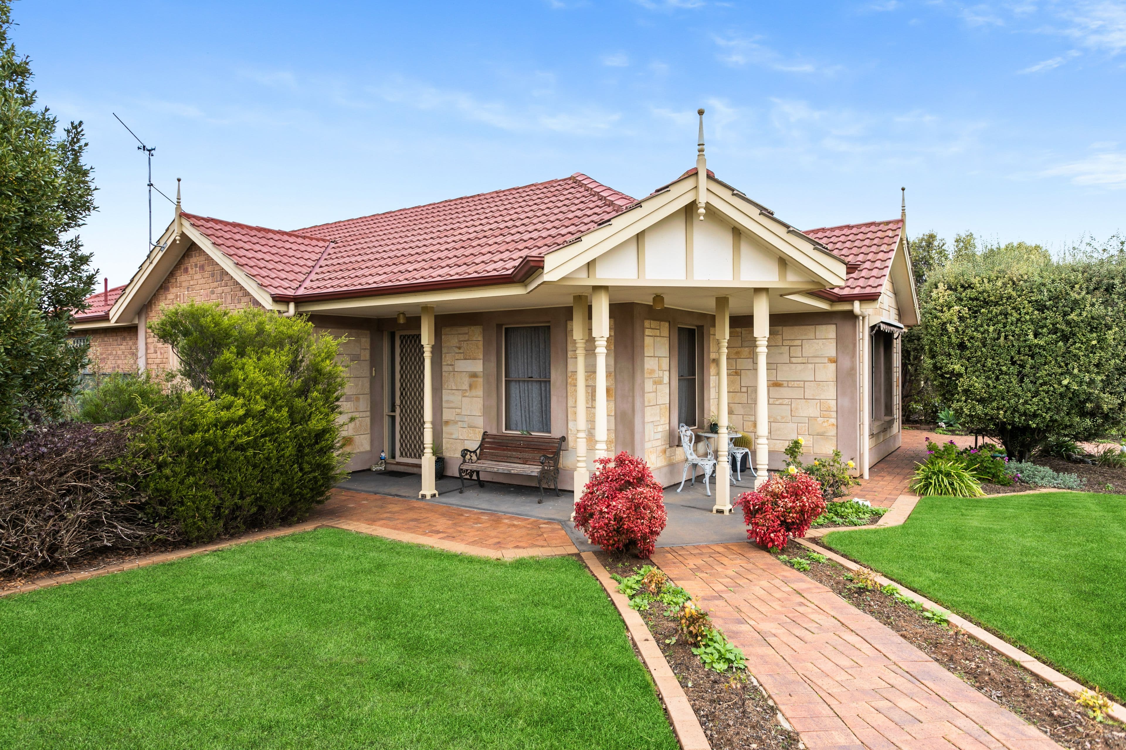 15 Edinburgh Grove, Strathalbyn SA 5255, Strathalbyn - Thumbnail 2