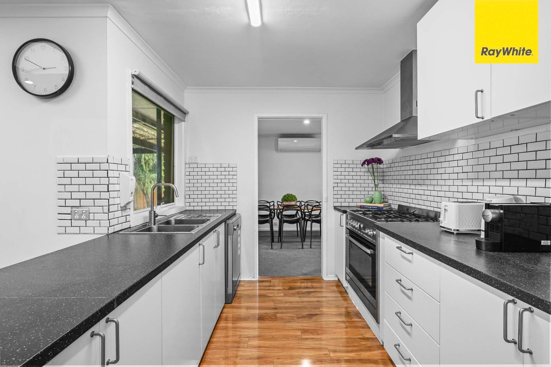 15 Evelyn Close, Melton West VIC 3337, Melton West - Thumbnail 8