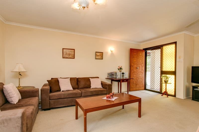 31 Edmondson Street, Corinda QLD 4075, Corinda - Thumbnail 2