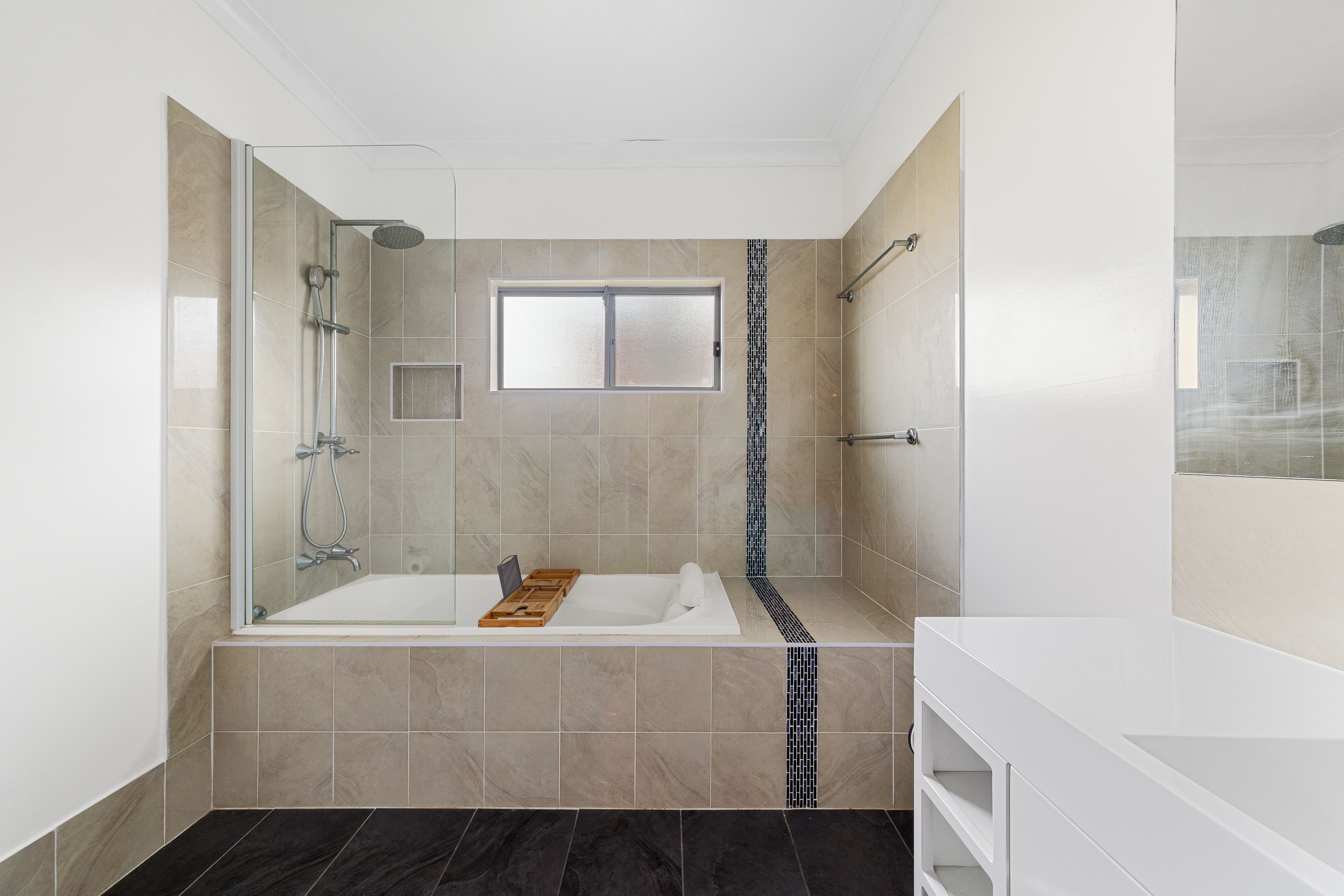 33 Buff Point Avenue, Buff Point NSW 2262, Buff Point - Thumbnail 8