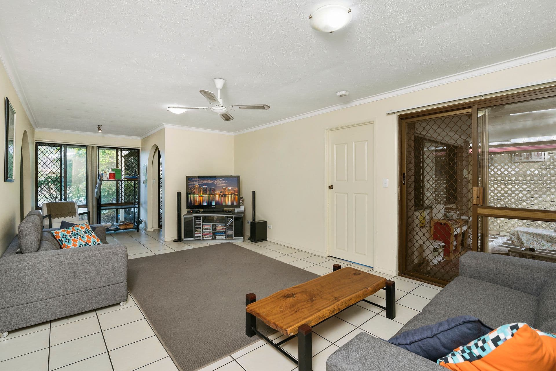 45 Mitchell Avenue, Currumbin QLD 4223, Currumbin - Thumbnail 2