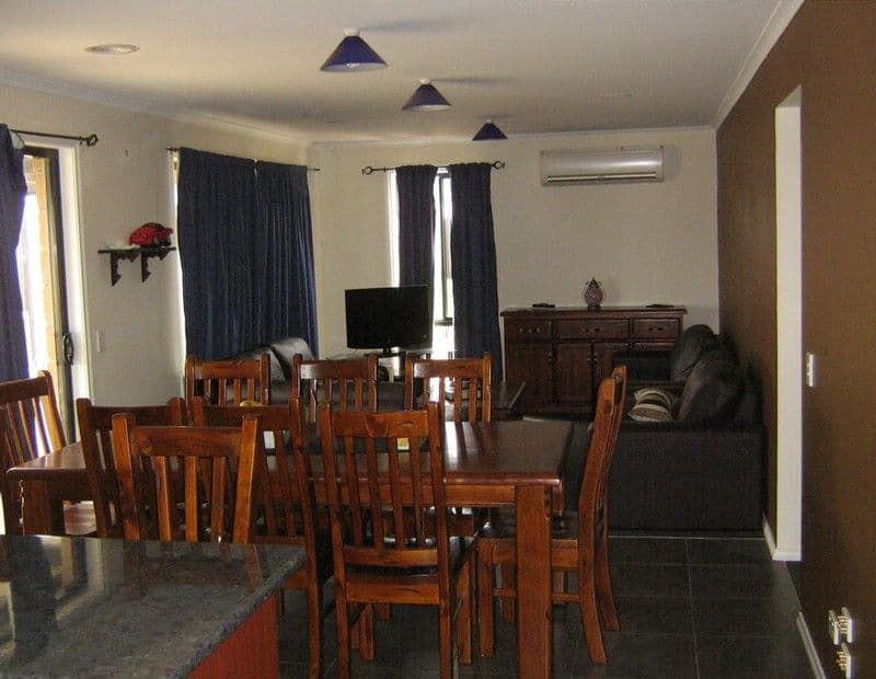 18 Julian Way, CALIFORNIA GULLY VIC 3556, California Gully - Thumbnail 4