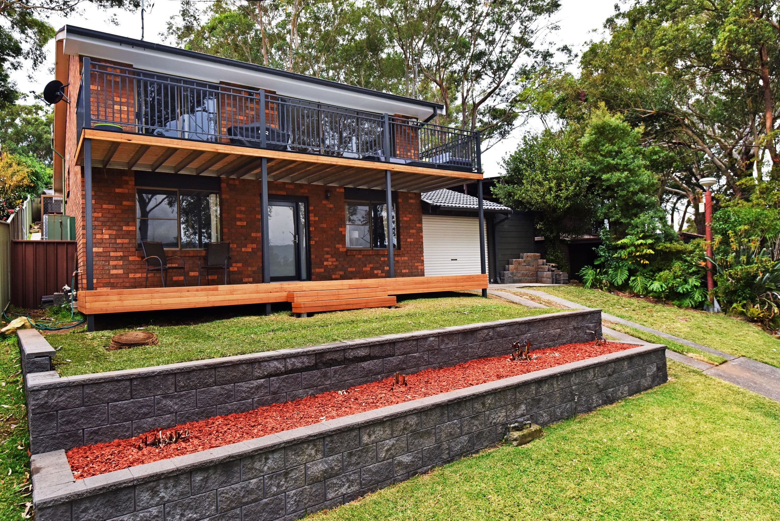 12 Bridge Avenue, Oak Flats - Image 1