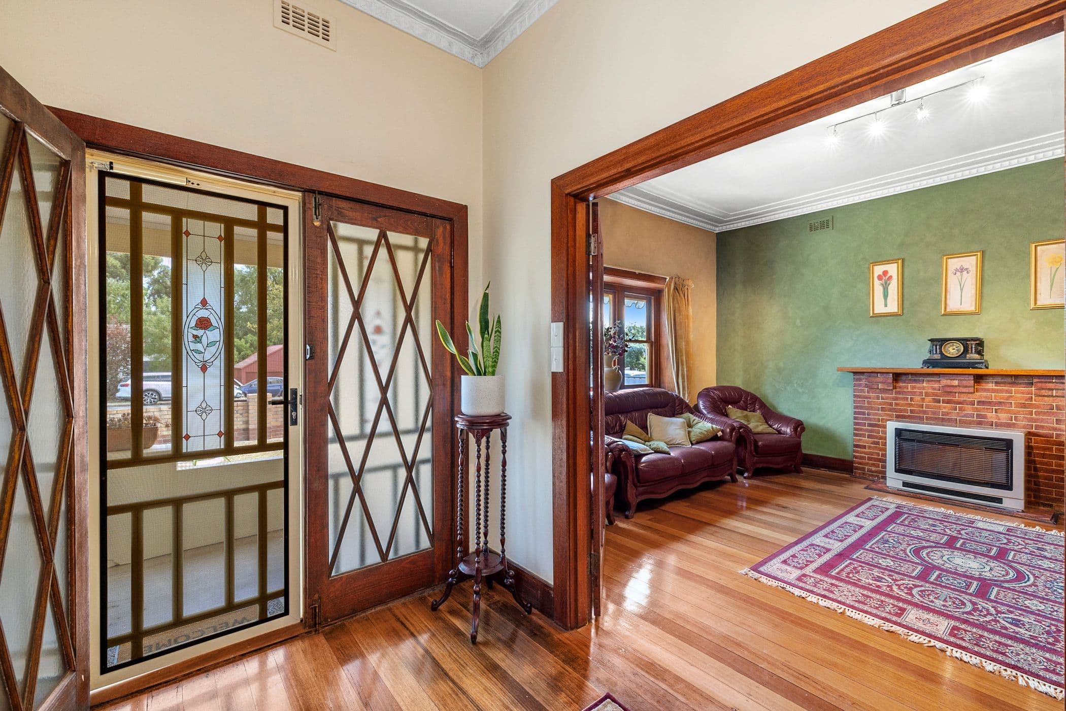 11 Tobin Street, Ararat VIC 3377, Ararat - Thumbnail 2