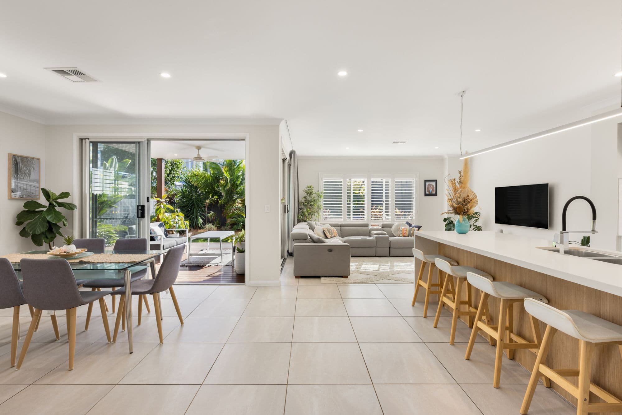 42 Brindabella Street, Newport QLD 4020, Newport - Thumbnail 2