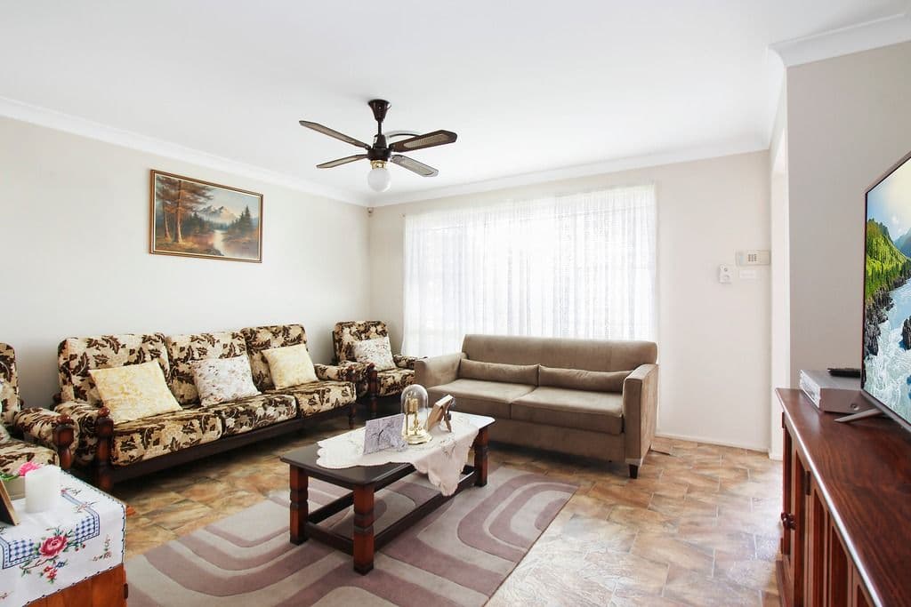 20 Osprey Avenue, Green Valley NSW 2168, Green Valley - Thumbnail 2