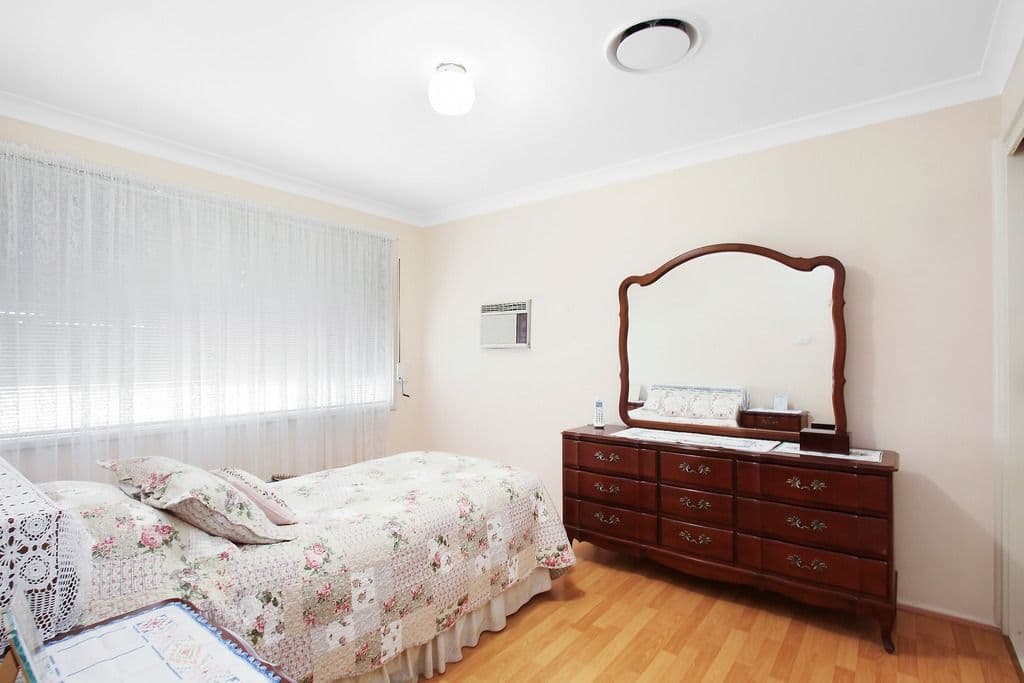 20 Osprey Avenue, Green Valley NSW 2168, Green Valley - Thumbnail 4