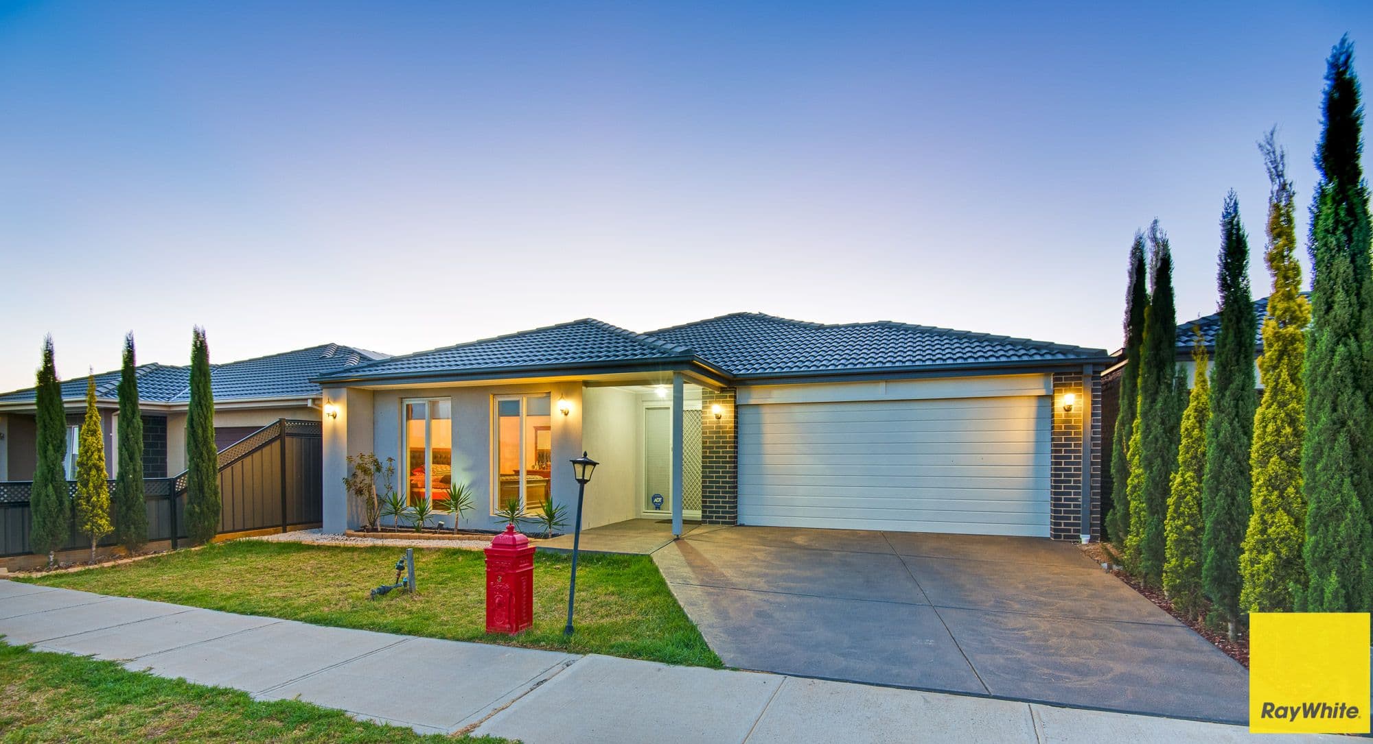 3 Adrian Circuit, Tarneit VIC 3029, Tarneit - Thumbnail 2