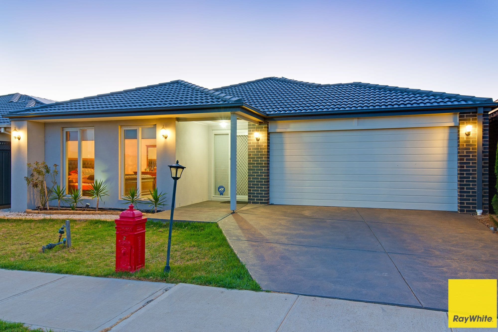 3 Adrian Circuit, Tarneit VIC 3029, Tarneit - Thumbnail 4