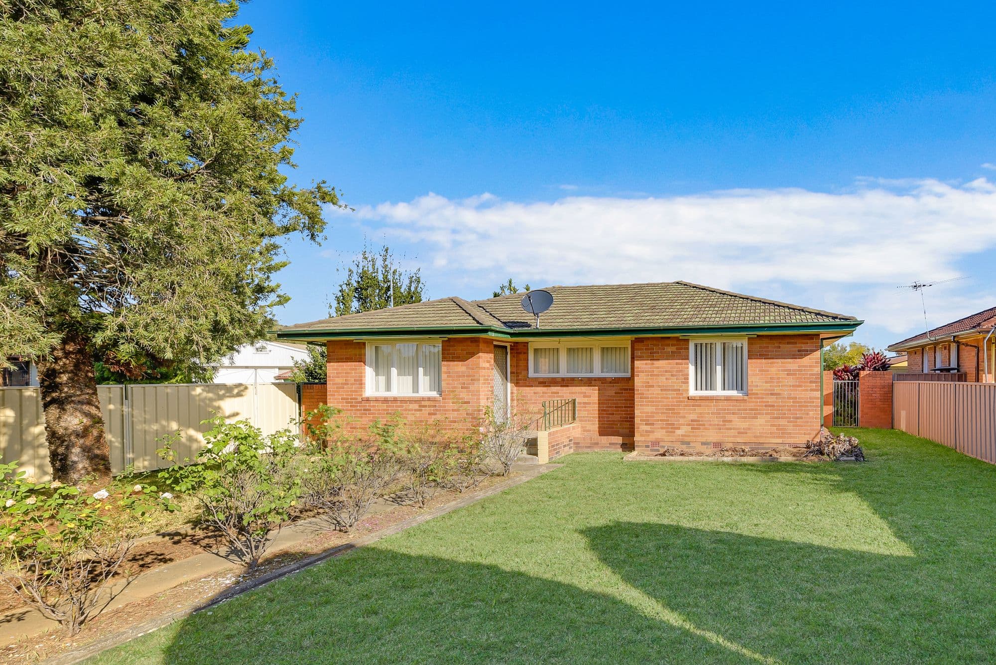 13 Oakdale Place, Cartwright - Image 1
