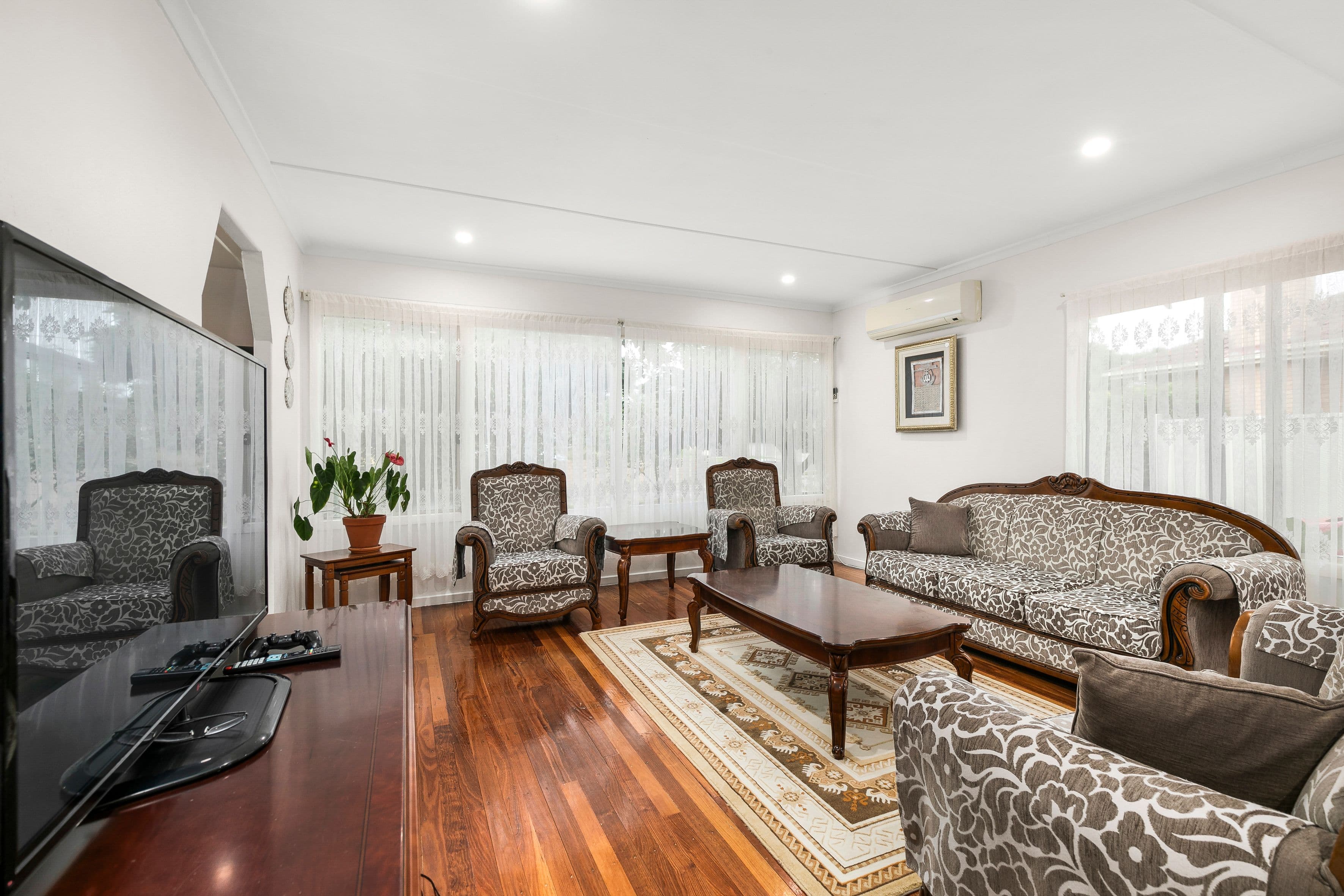 10 Warragul Street, Dallas VIC 3047, Dallas - Thumbnail 4