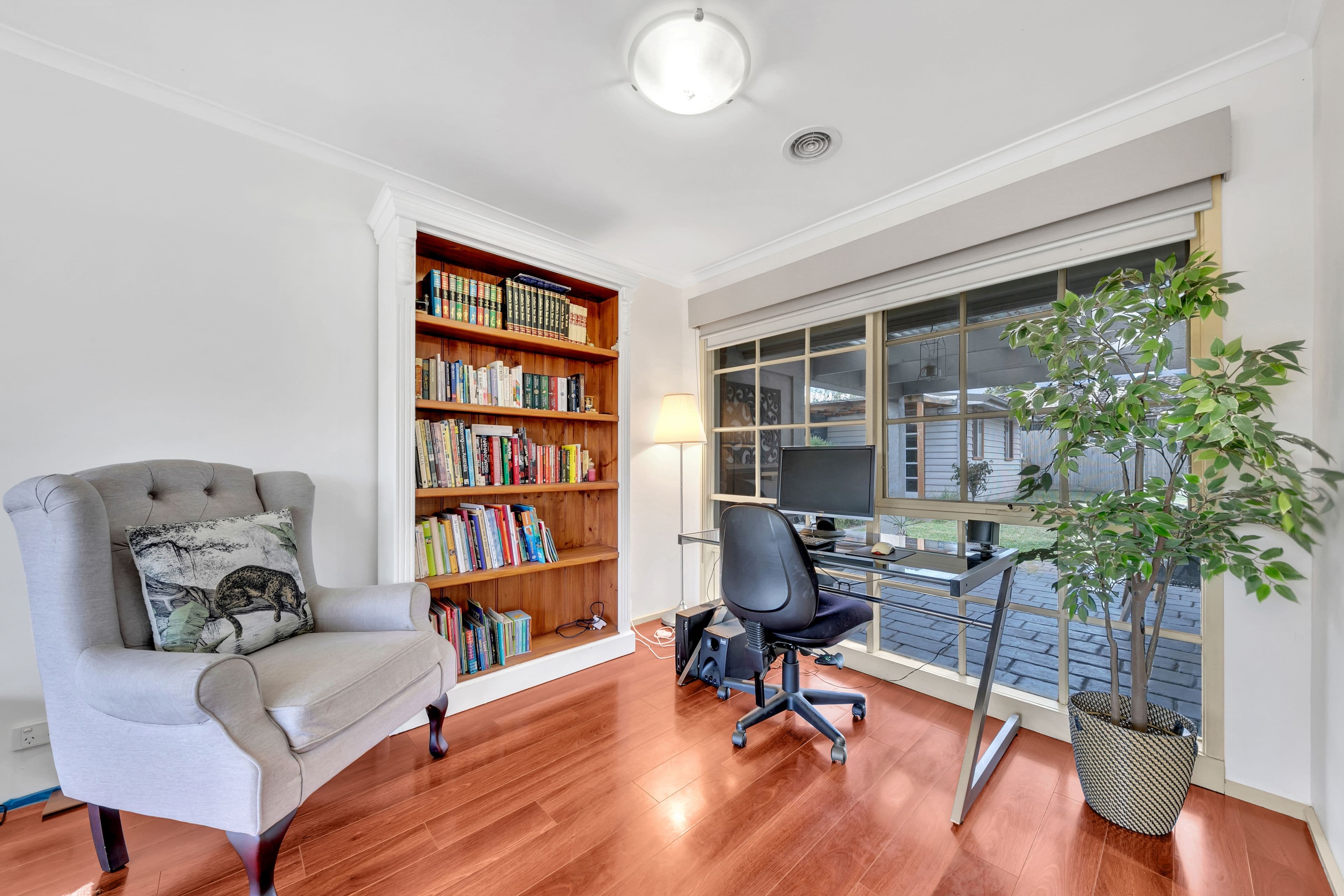 2 Rokeby Crescent, Craigieburn VIC 3064, Craigieburn - Thumbnail 3