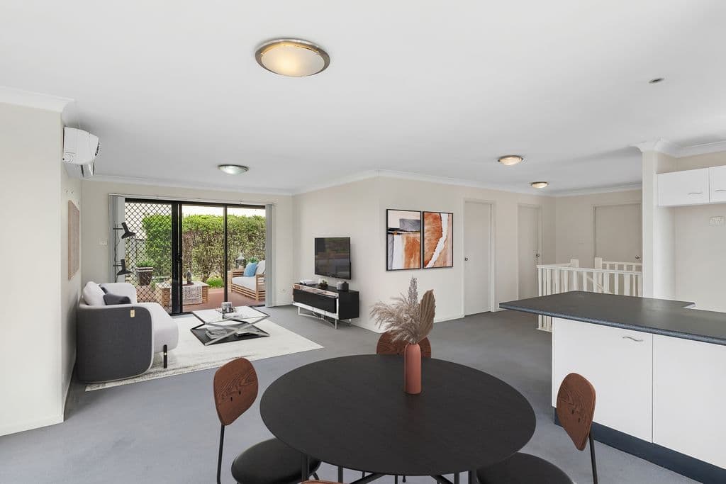 20/51 Newling Street, Lisarow - Image 1