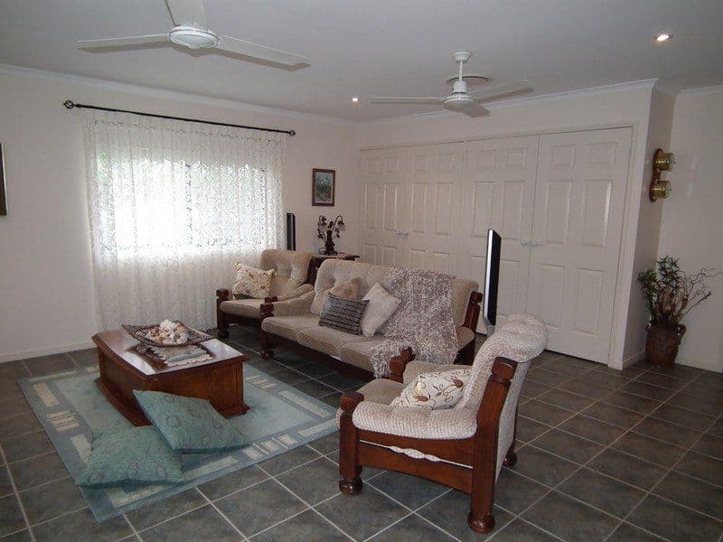 92 Carnaby Street, BIDWILL QLD 4650, Bidwill - Thumbnail 4