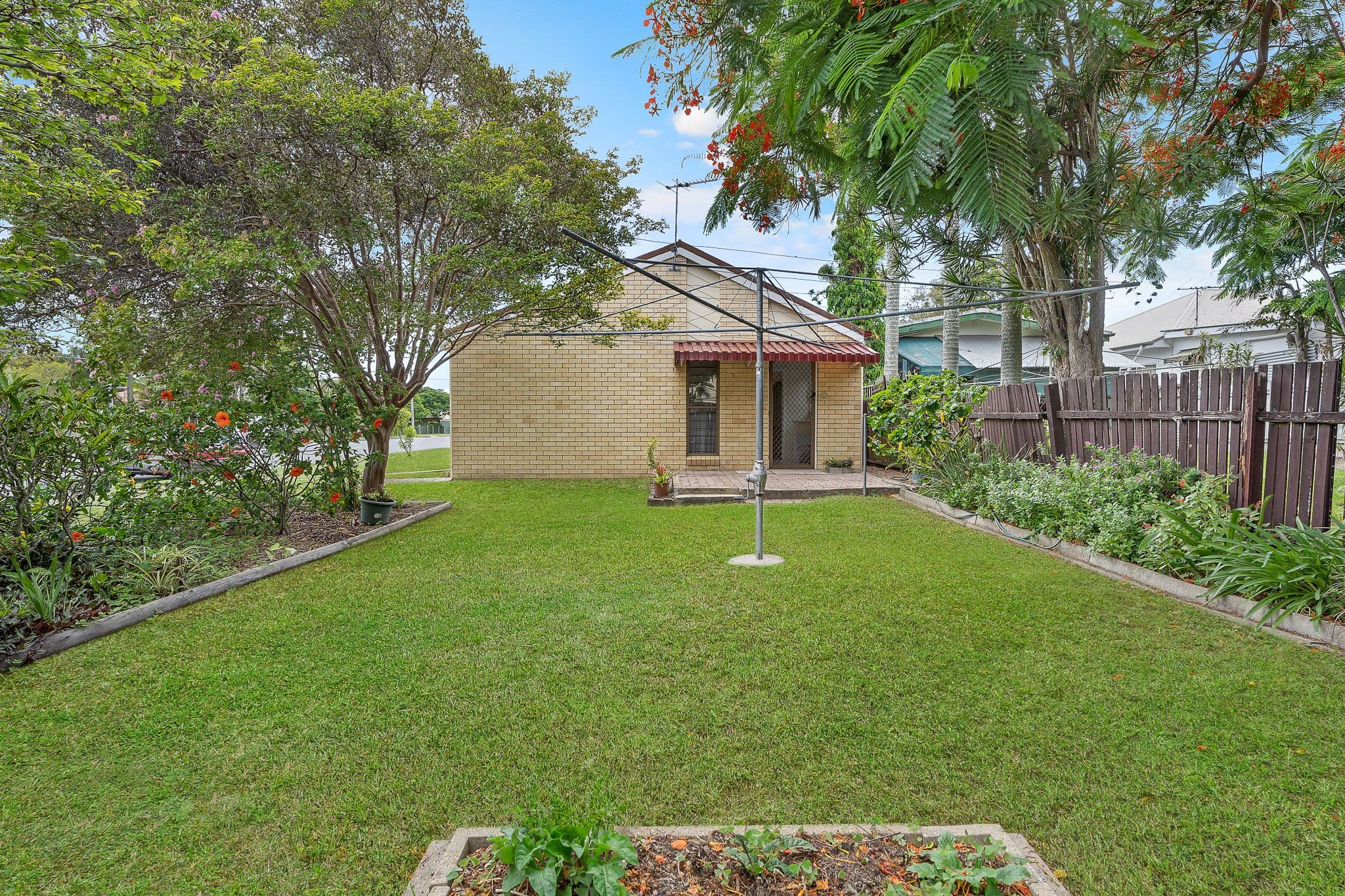 73 Macdonnell Road, Margate QLD 4019, Margate - Thumbnail 2