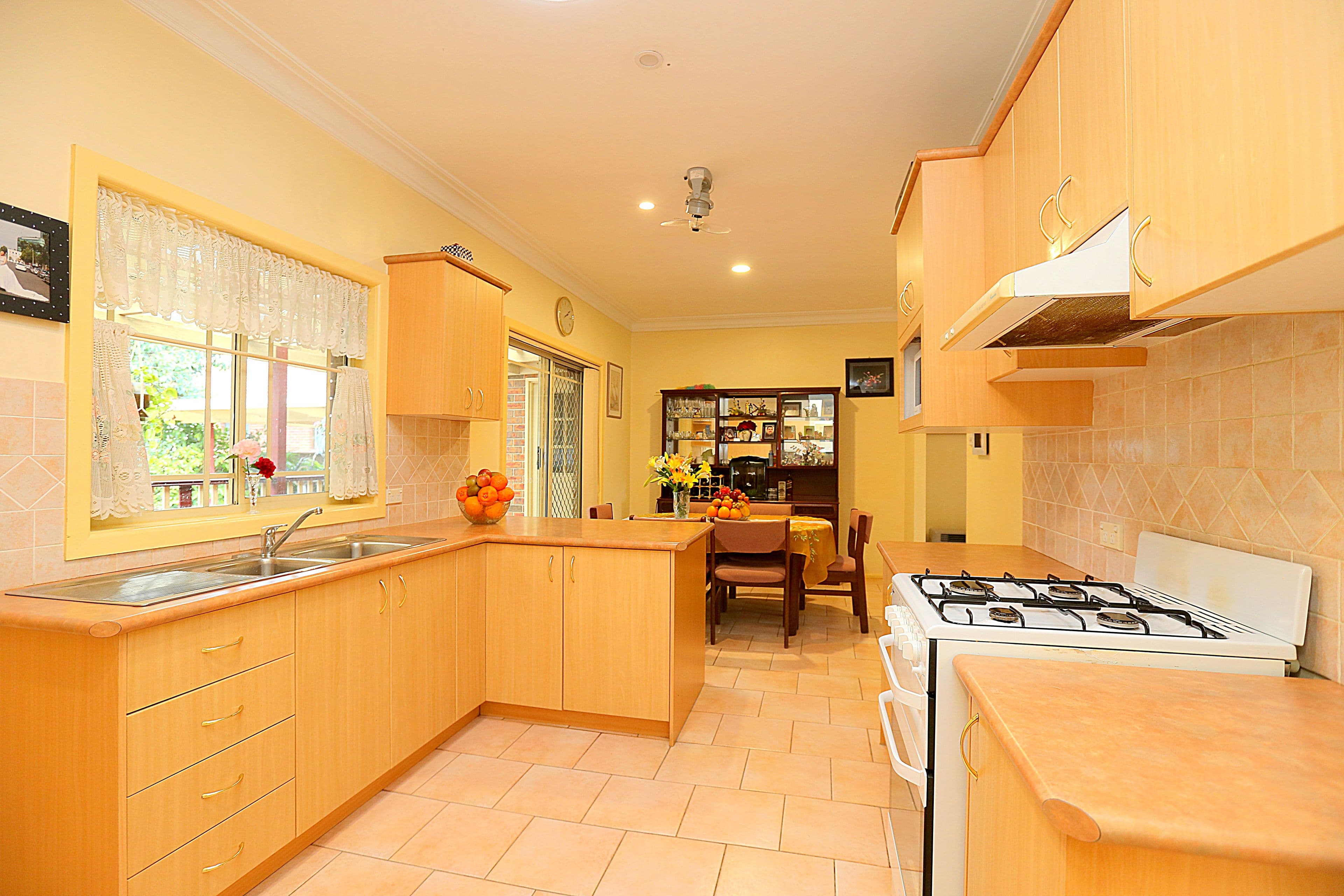 3 Eric Avenue, Bass Hill - Thumbnail 3
