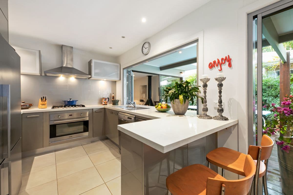 55 Cassandra Street, Chapel Hill QLD 4069, Chapel Hill - Thumbnail 4