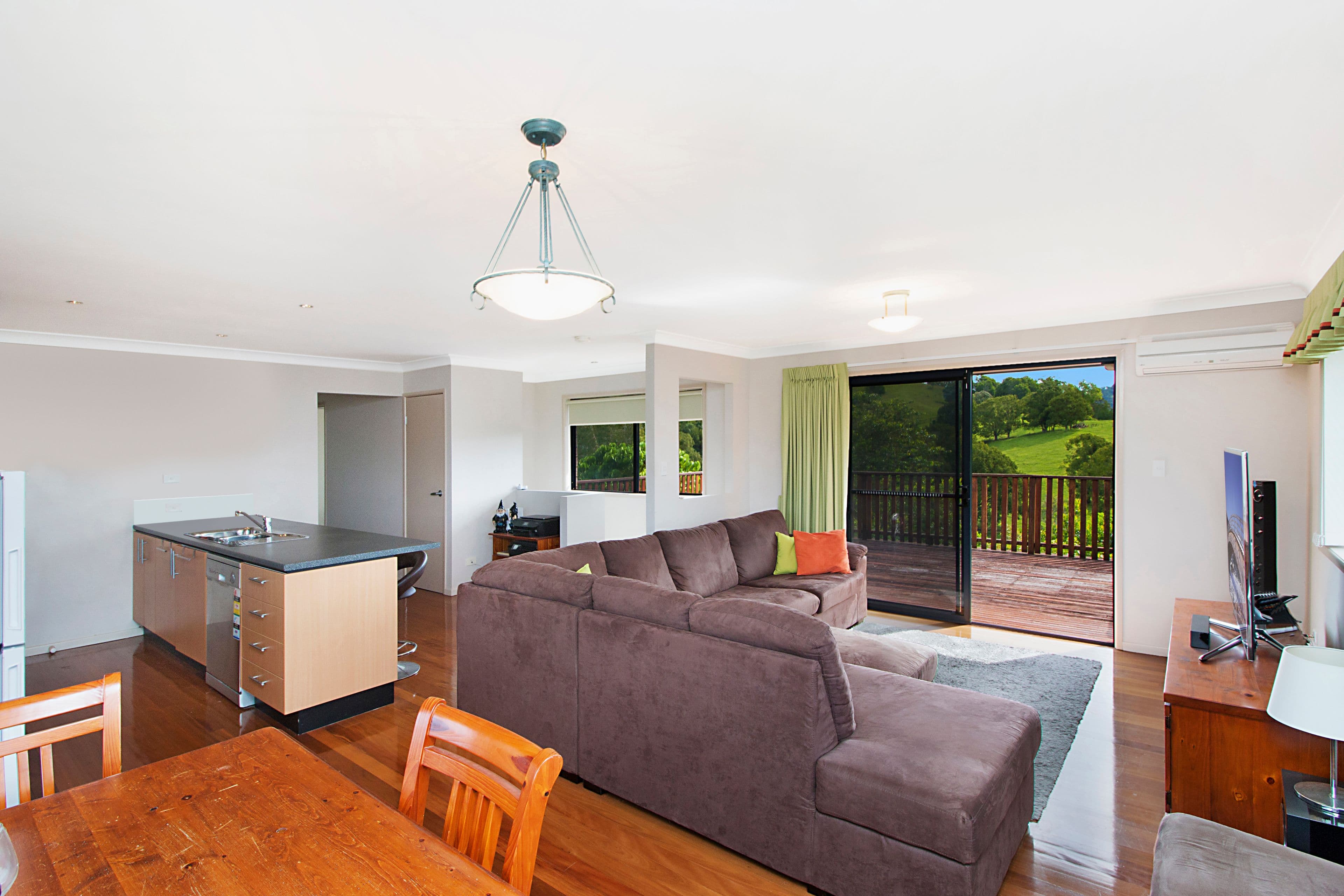 21 Mount Ernest Crescent, Murwillumbah - Thumbnail 3