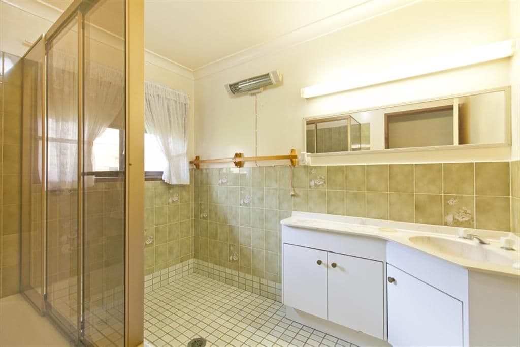 4 Azalea Street, REDLAND BAY QLD 4165, Redland Bay - Thumbnail 7