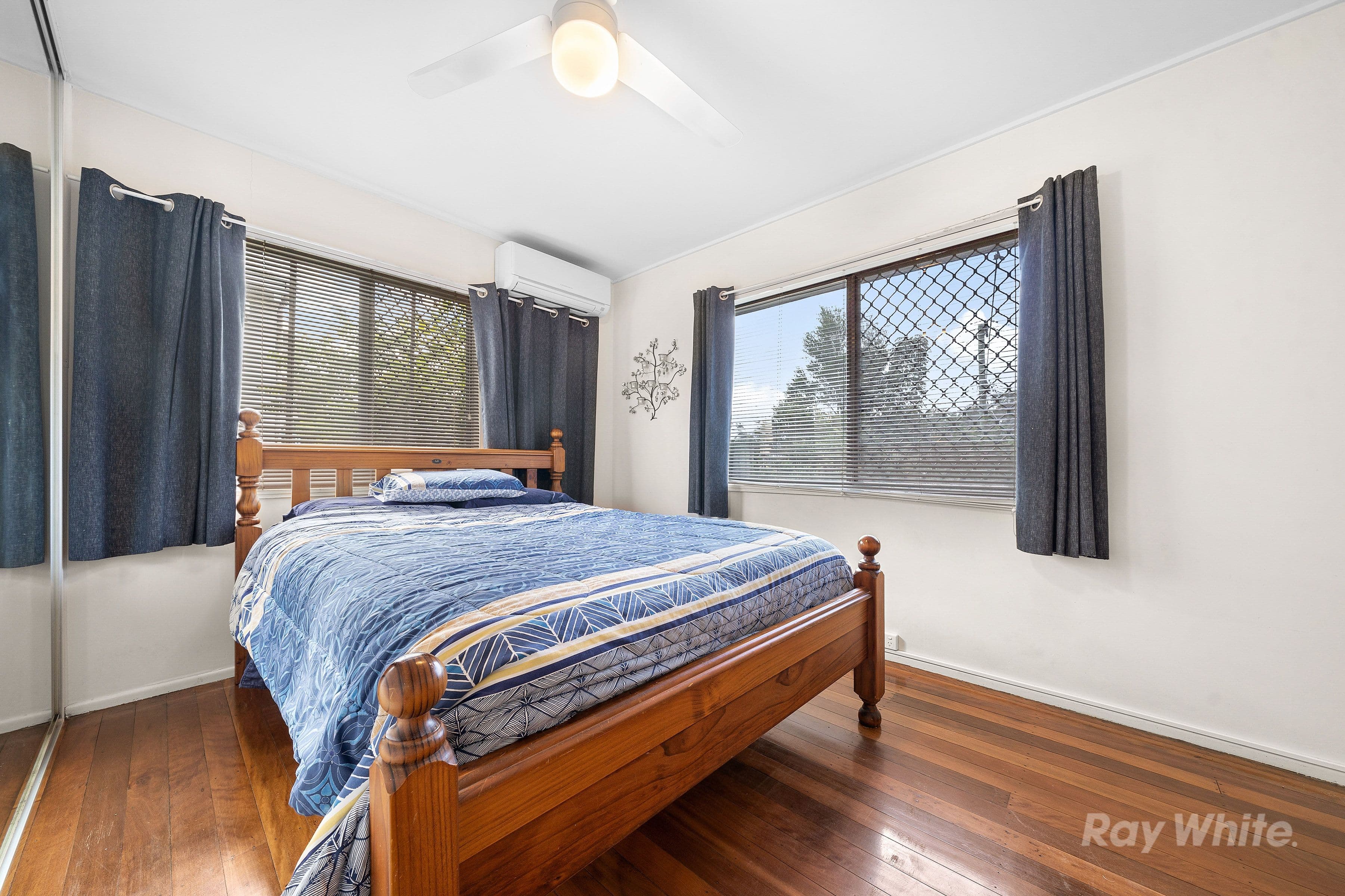 4 Poincettia Street, Kingston QLD 4114, Kingston - Thumbnail 7