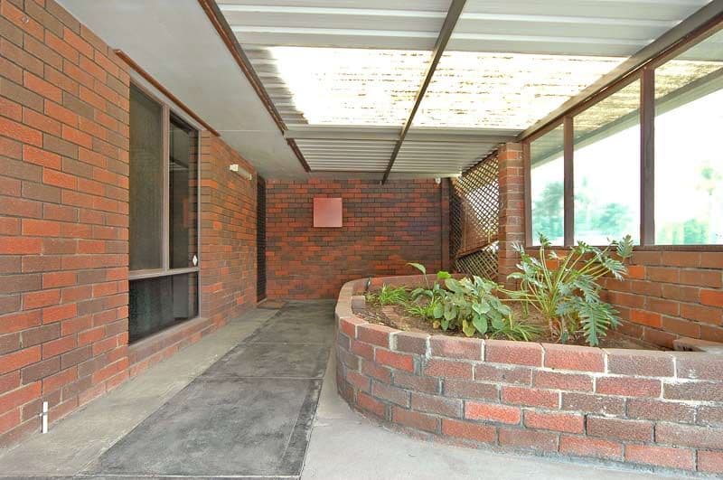 8 Brown Place, BEECHBORO WA 6063, Beechboro - Thumbnail 2