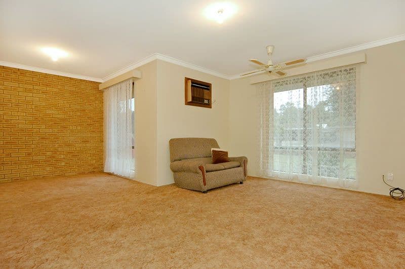 8 Brown Place, BEECHBORO WA 6063, Beechboro - Thumbnail 3