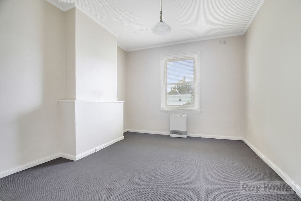 37 Emma Street, Goulburn - Thumbnail 2