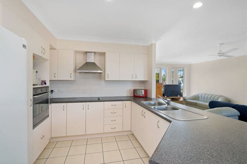 13 Pendula Drive, BURPENGARY QLD 4505, Burpengary - Thumbnail 2